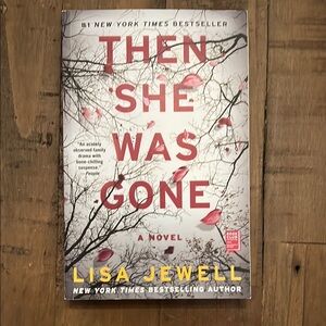 Then She Was Gone by Lisa Jewell - Paperback